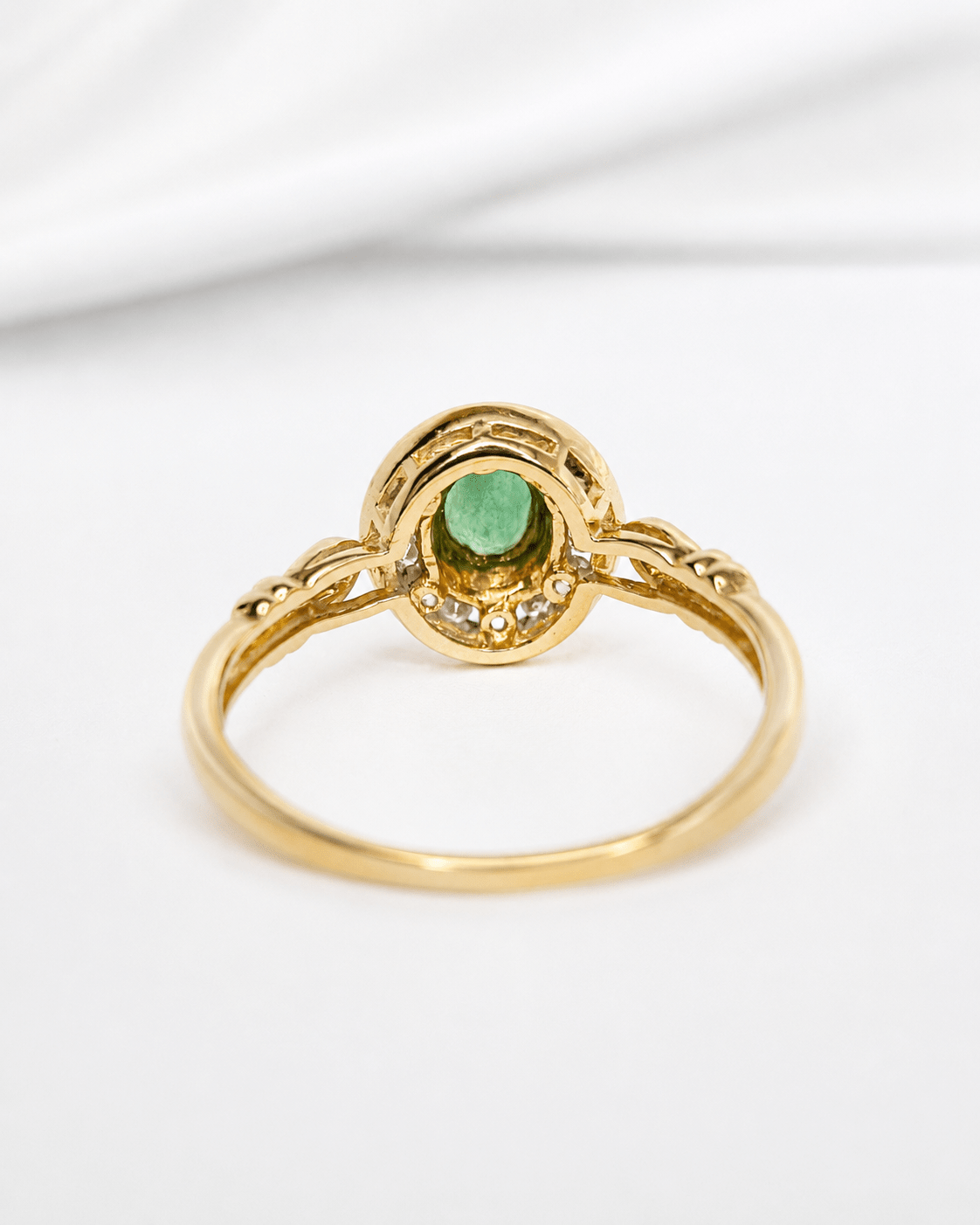 Bague Style Art-Déco Émeraude 0.70 carat &amp; Diamants "Célia" - Elliade Paris