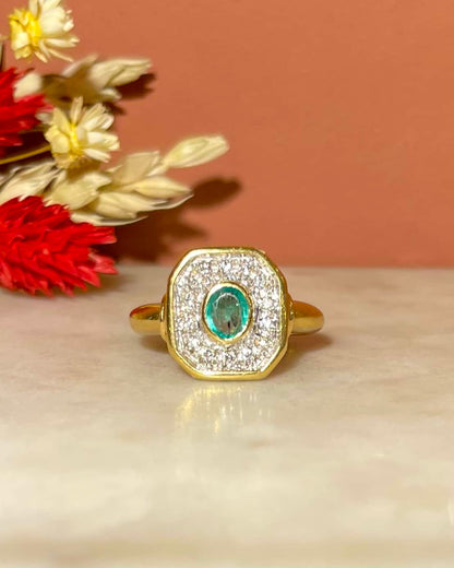Bague style Art - Déco Emeraude &amp; 14 Diamants &quot;Orrine&quot; - Elliade Paris