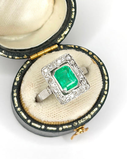 Bague Style Art Déco Émeraude 1.46 carat &amp; Diamants "Audrey" - Elliade Paris