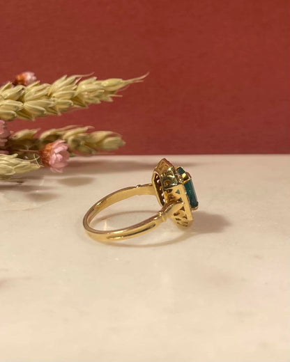 Bague Style Art - Déco Émeraude 1.50 carat &amp; Diamants &quot;Sofia&quot; - Elliade Paris