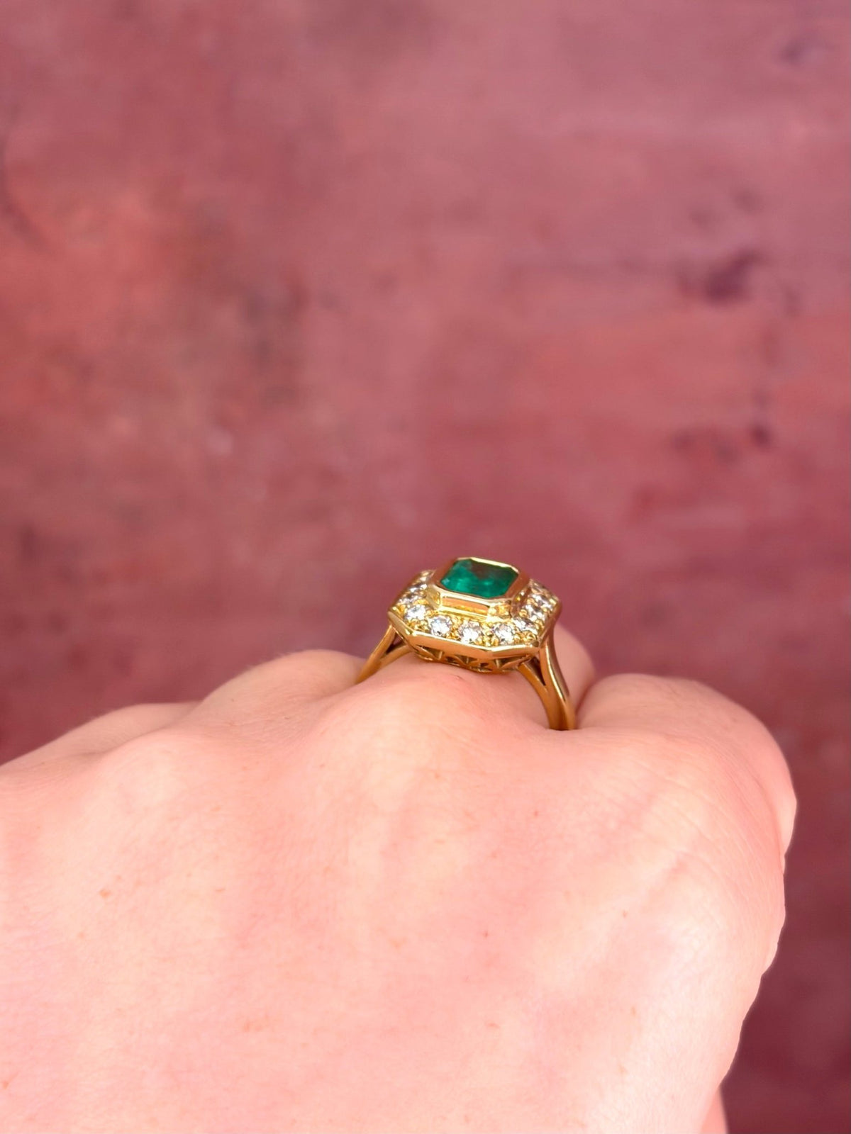 Bague Style Art-Déco Émeraude 1.90 carat &amp; Diamants 1 carat 7,50g "Sandy" - Elliade Paris