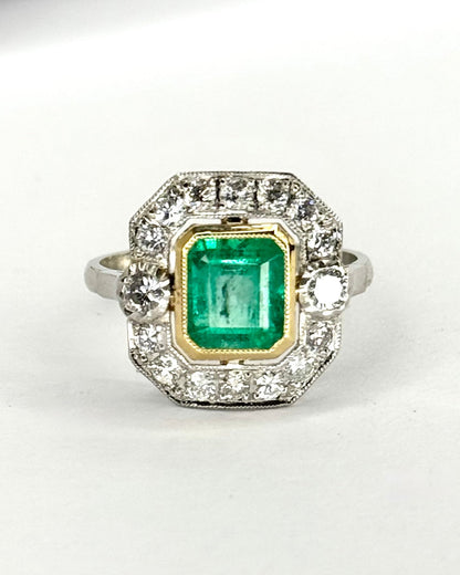 Bague Style Art-Déco Émeraude 1.96 carat &amp; Diamants 0.88 carat "Audrey" - Elliade Paris