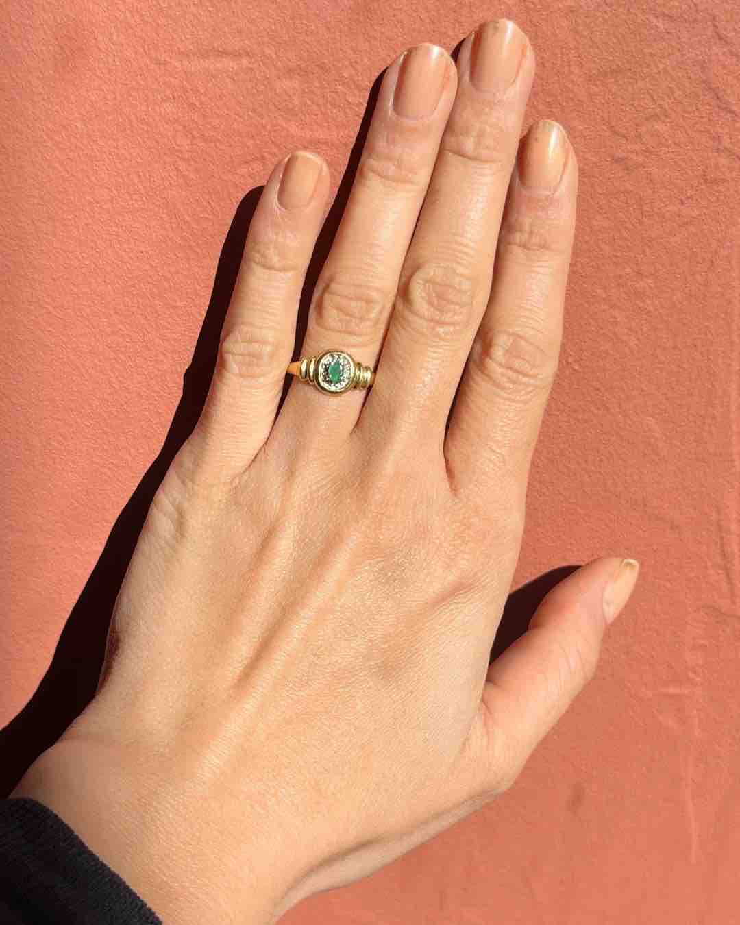 Bague style Art déco Emeraude &amp; Diamants "Cléo" - Elliade Paris