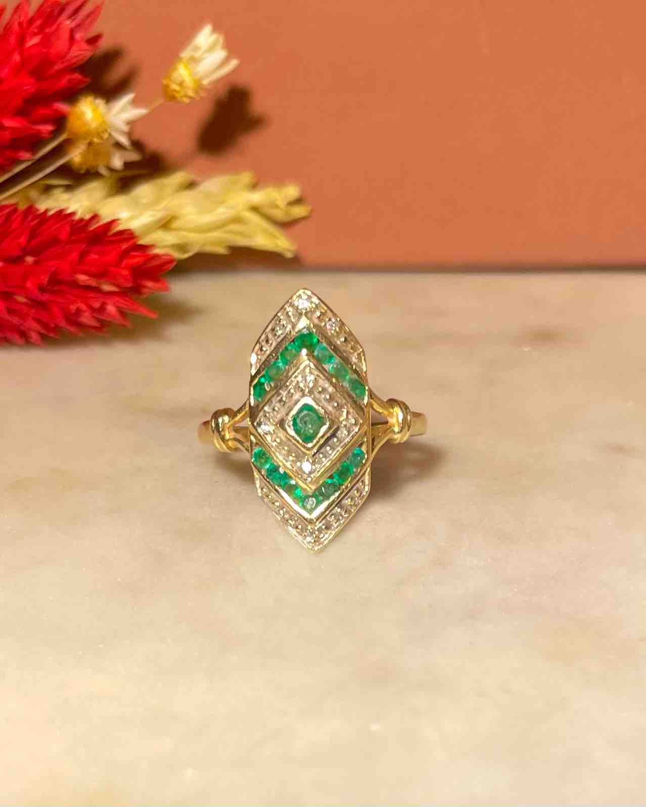 Bague Style Art - Déco Émeraude &amp; Diamants "Eliora" - Elliade Paris