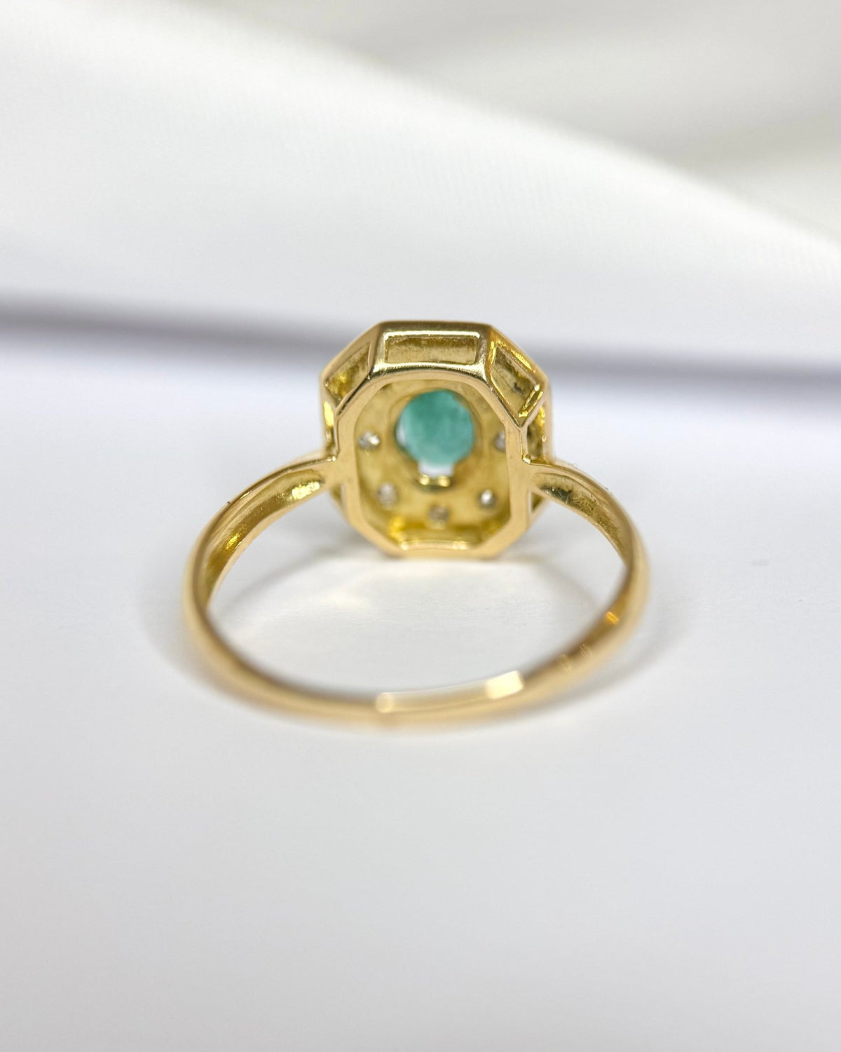 Bague Style Art-Déco Émeraude &amp; Diamants "Elora" - Elliade Paris