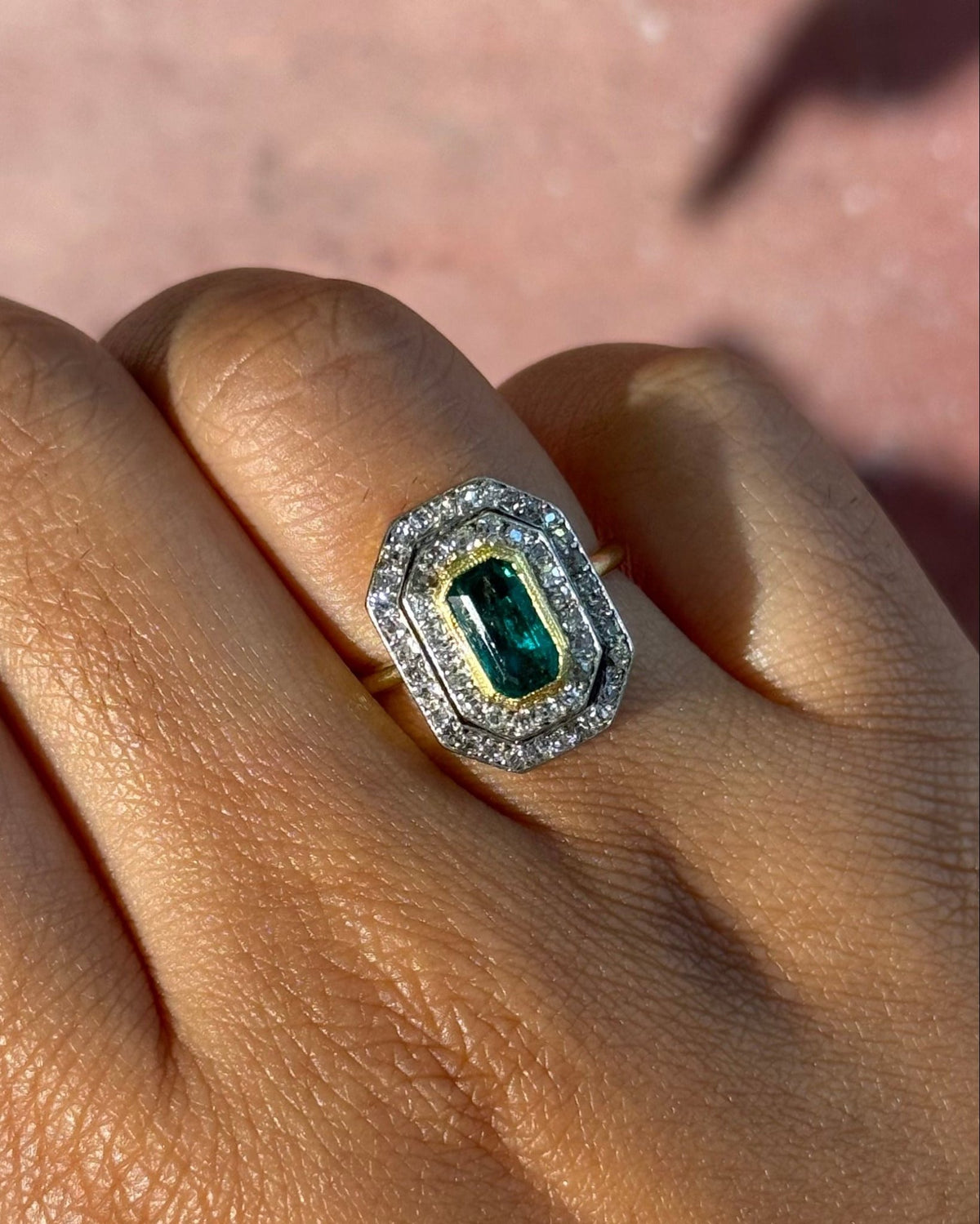 Bague Style Art-Déco Émeraude &amp; Diamants "Lynsey" - Elliade Paris