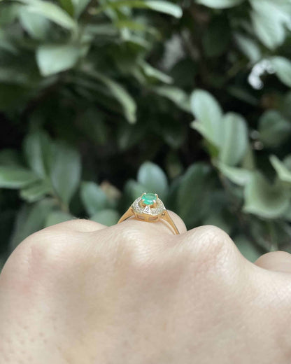 Bague Style Art - Déco Émeraude &amp; Diamants &quot;Victorya&quot; - Elliade Paris