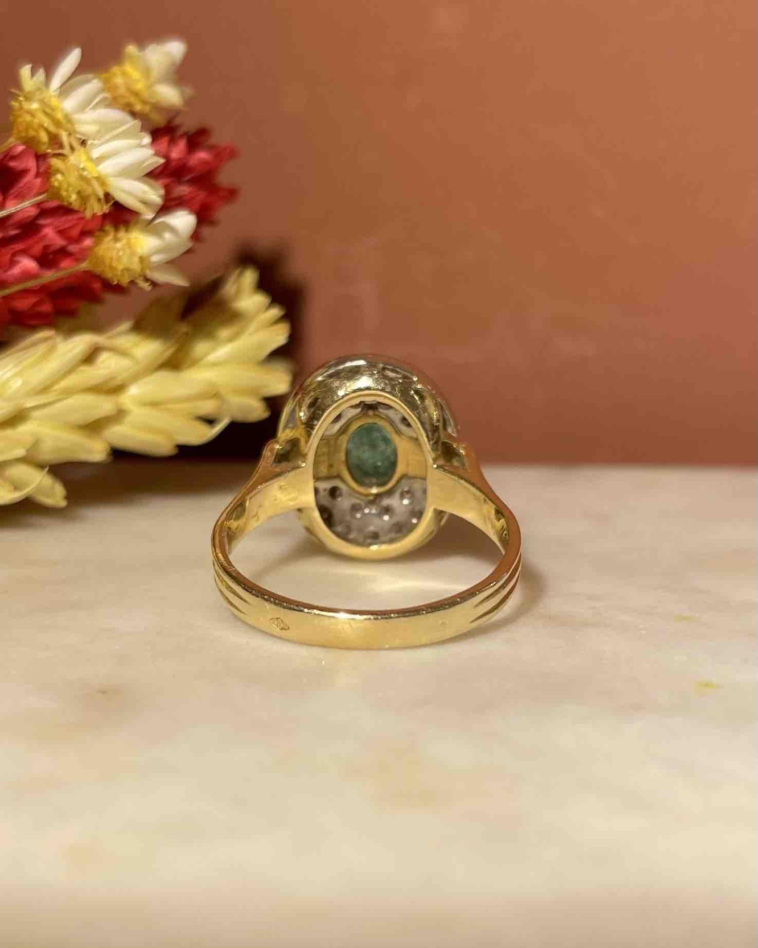 Bague style Art - déco Emeraude et 22 Diamants "Orlane" - Elliade Paris