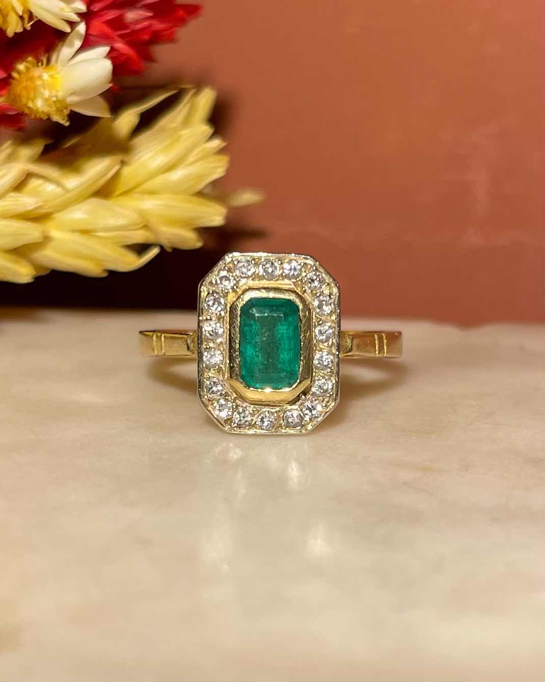 Bague style Art-déco Emeraude et Diamants &quot;Maurine&quot;