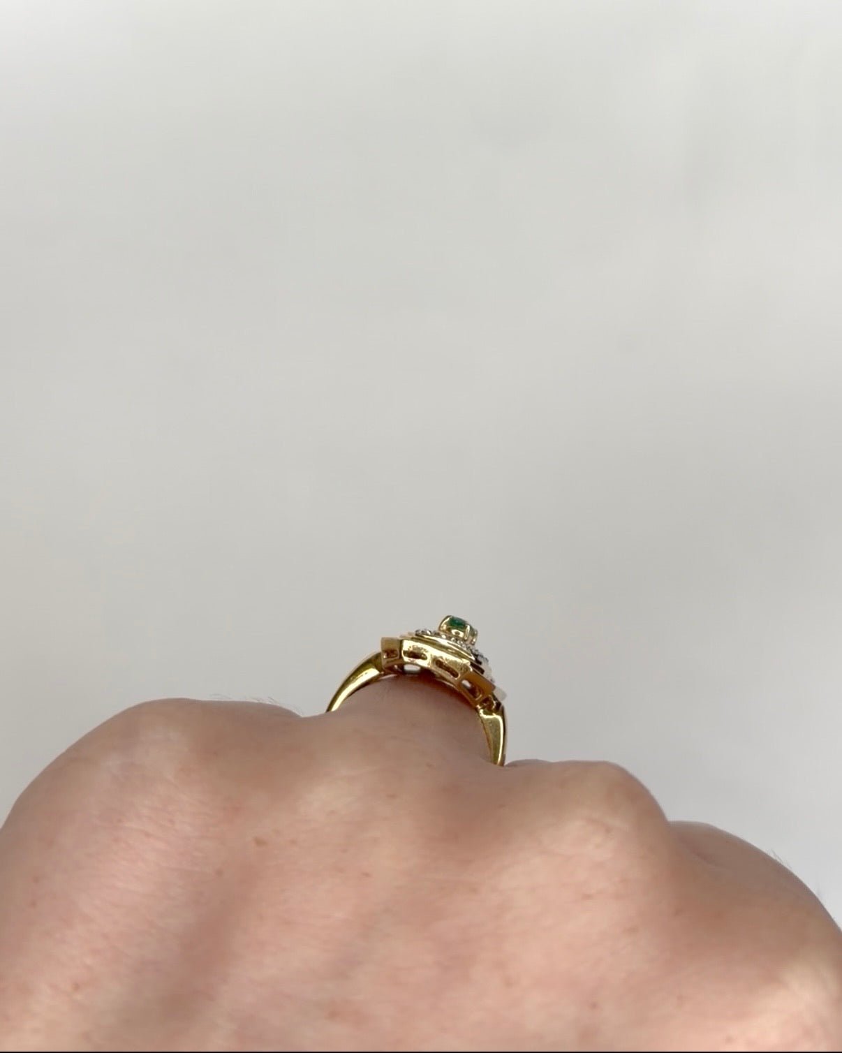 Bague Style Art - Déco Émeraudes 0.87 carat &amp; Diamants "Edith" - Elliade Paris