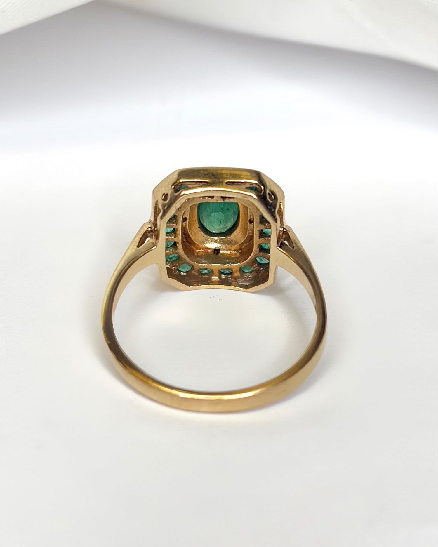 Bague Style Art Déco Émeraudes 1.42 carat &amp; Diamants "Esmeralda" - Elliade Paris