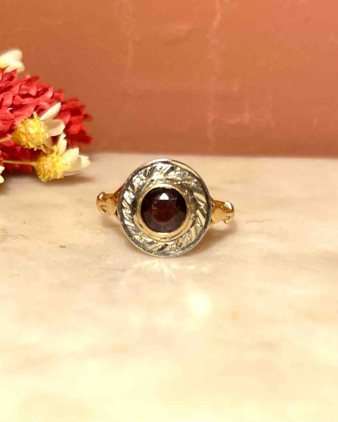 Bague Style Art - Déco Grenat &quot;Zellie&quot; - Elliade Paris