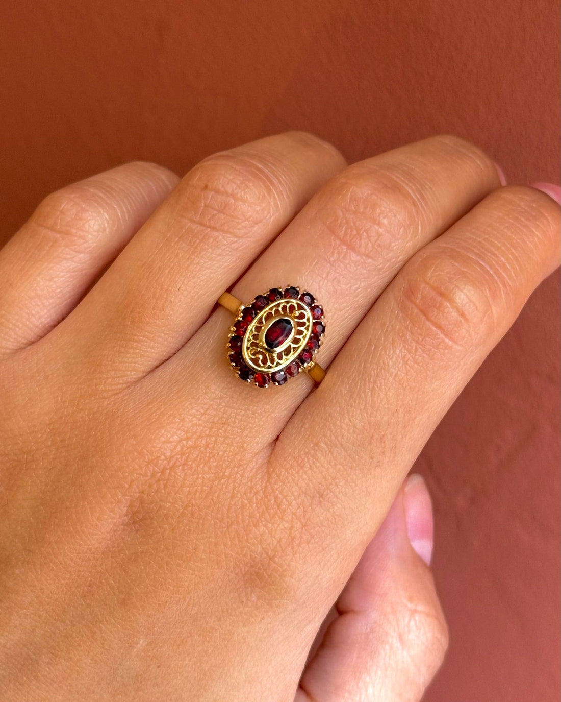 Bague Style Art-Déco Grenats Hessonite 0.70 carat "Hélène" - Elliade Paris