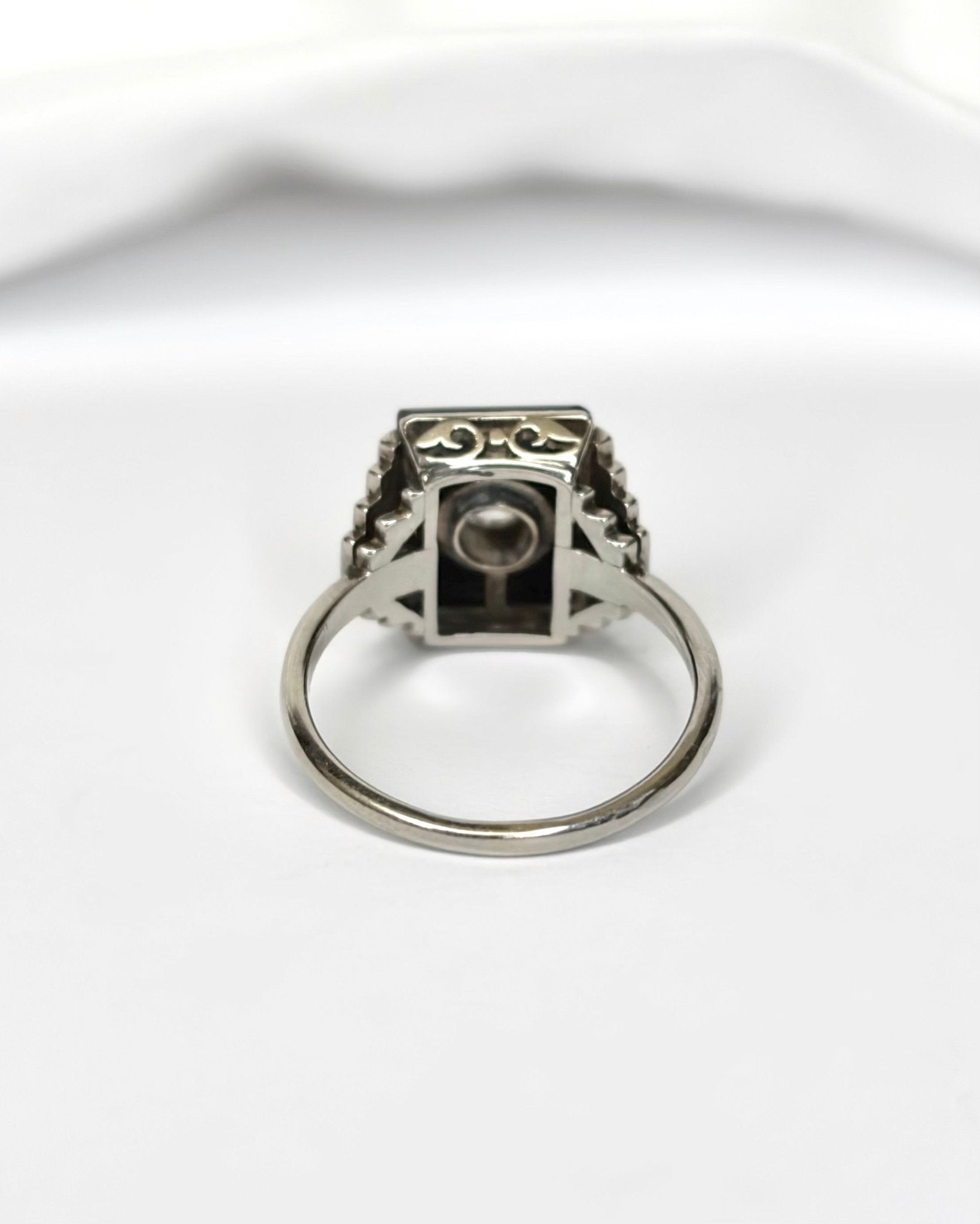 Bague Style Art - Déco Onyx &amp; Diamant "Elisa" - Elliade Paris