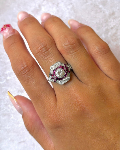 Bague Style Art-Déco Rubis 0.80 carat &amp; Diamants 1.35 carat "Samantha" - Elliade Paris