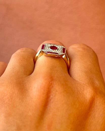 Bague Style Art-Déco Rubis 0.89 carat &amp; Diamants 0.30 carat "Alicia" - Elliade Paris