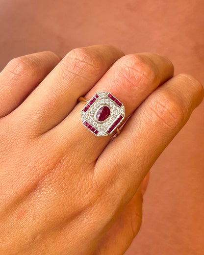 Bague Style Art-Déco Rubis 0.89 carat &amp; Diamants 0.30 carat "Alicia" - Elliade Paris