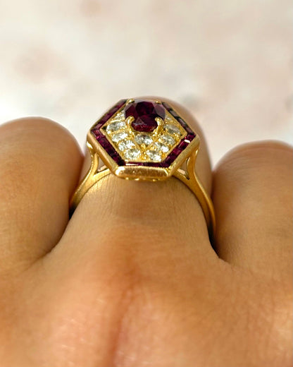 Bague Style Art-Déco Rubis 1.05 carat &amp; Diamants 0.52 carat 6,05g "Justine" - Elliade Paris