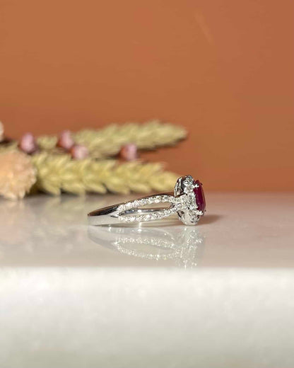 Bague Style Art - Déco Rubis 1.31 carat &amp; Diamants &quot;Cynthia&quot; - Elliade Paris