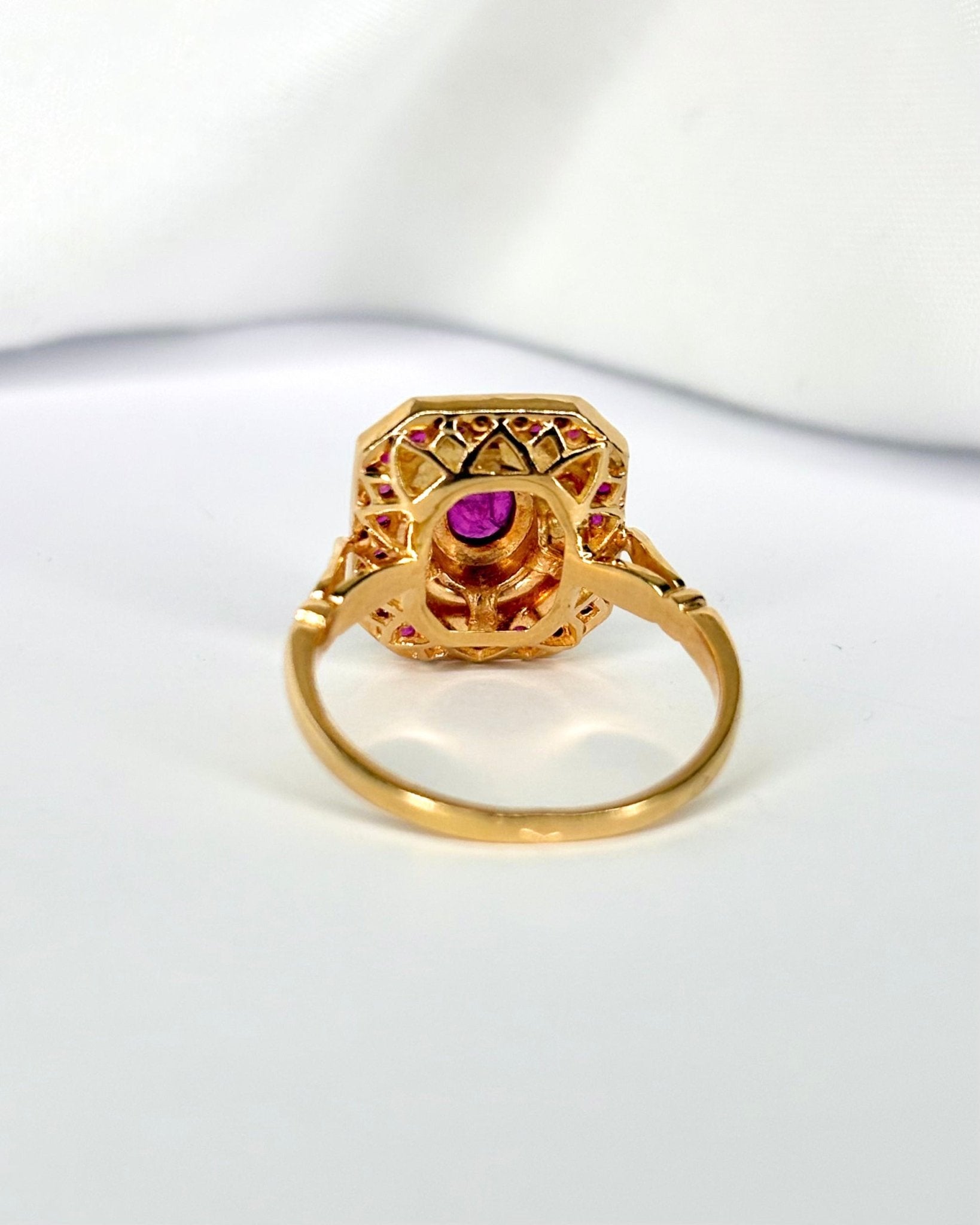 Bague Style Art - Déco Rubis 1.34 carat &amp; Diamants "Sylivia" - Elliade Paris