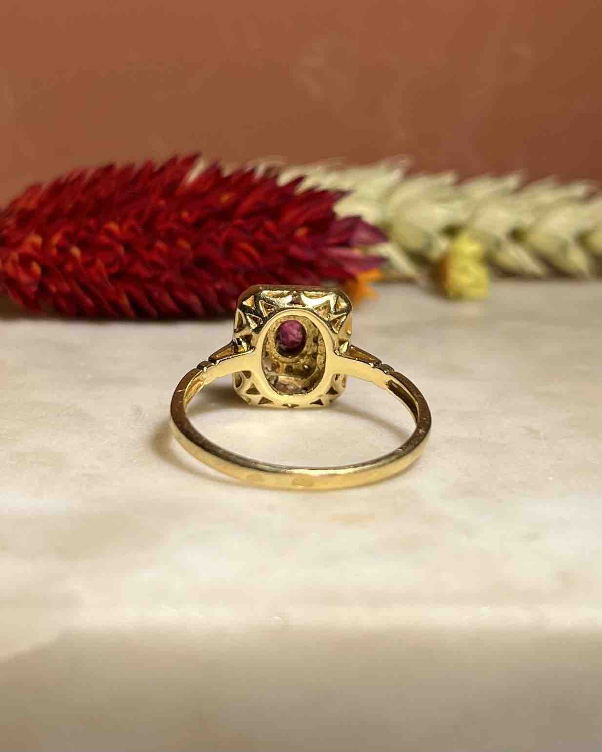 Bague style Art - déco Rubis &amp; Diamants "Adèle" - Elliade Paris