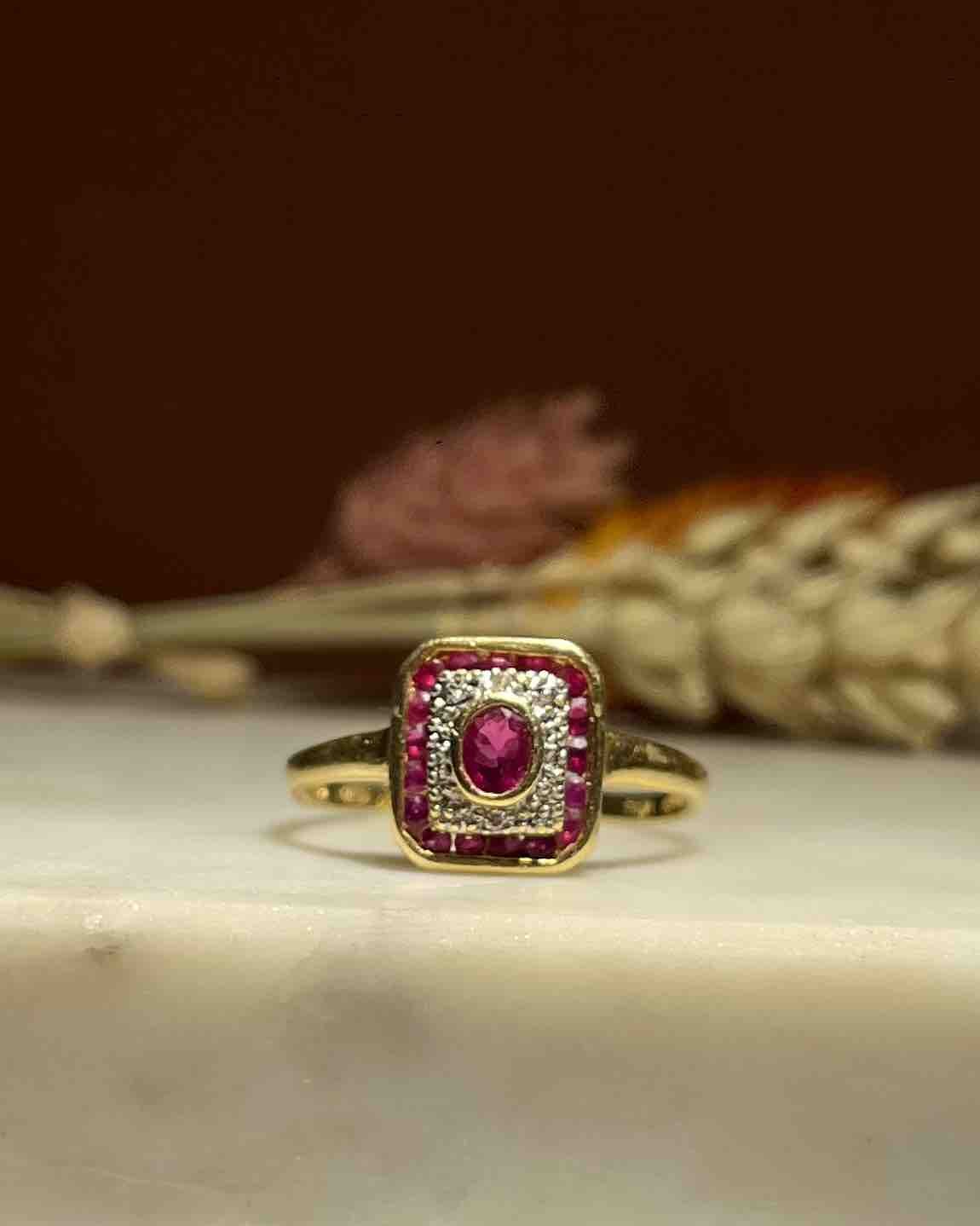 Bague style Art - déco Rubis &amp; Diamants "Enola" - Elliade Paris