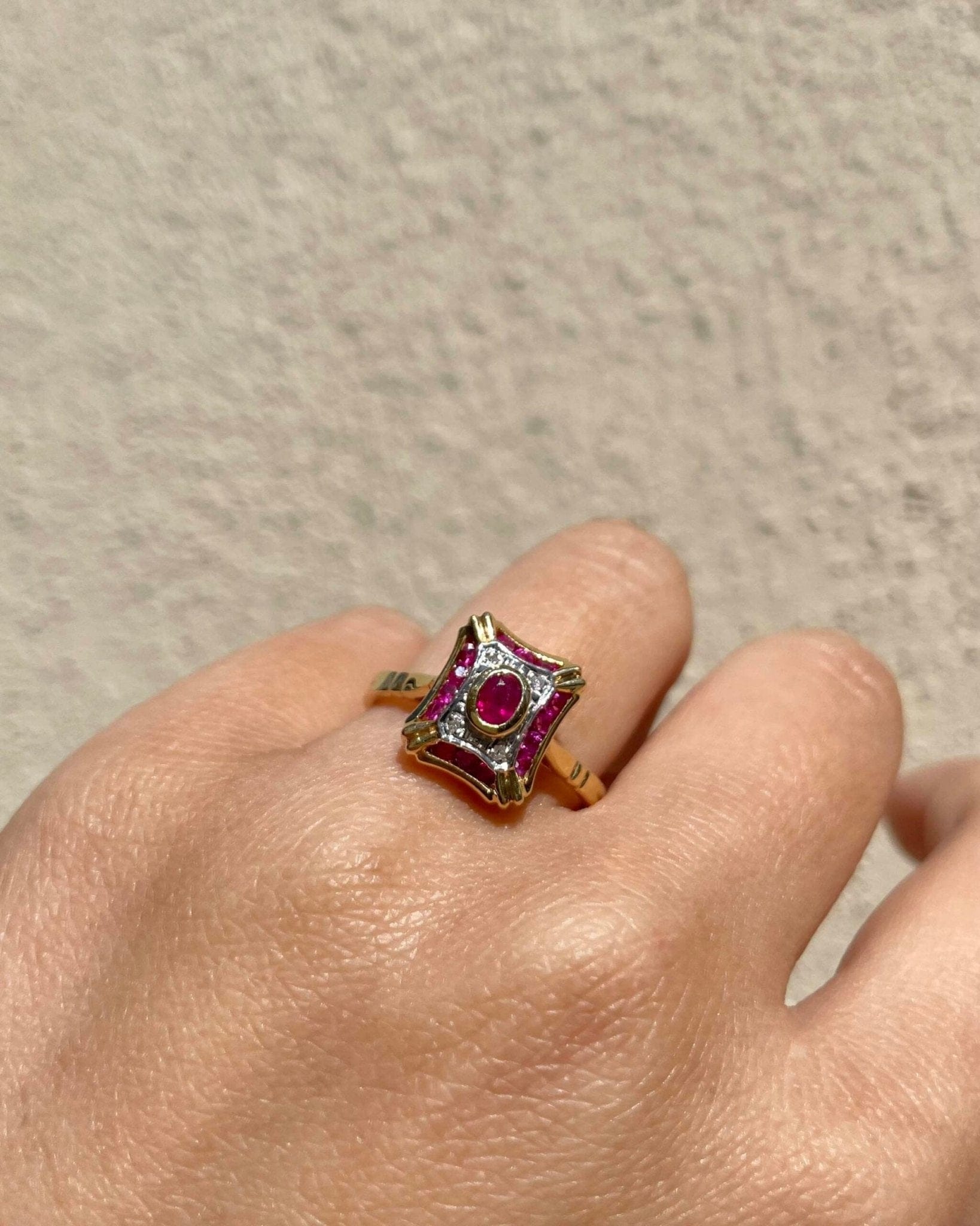 Bague Style Art - Déco Rubis &amp; Diamants "Ollie" - Elliade Paris