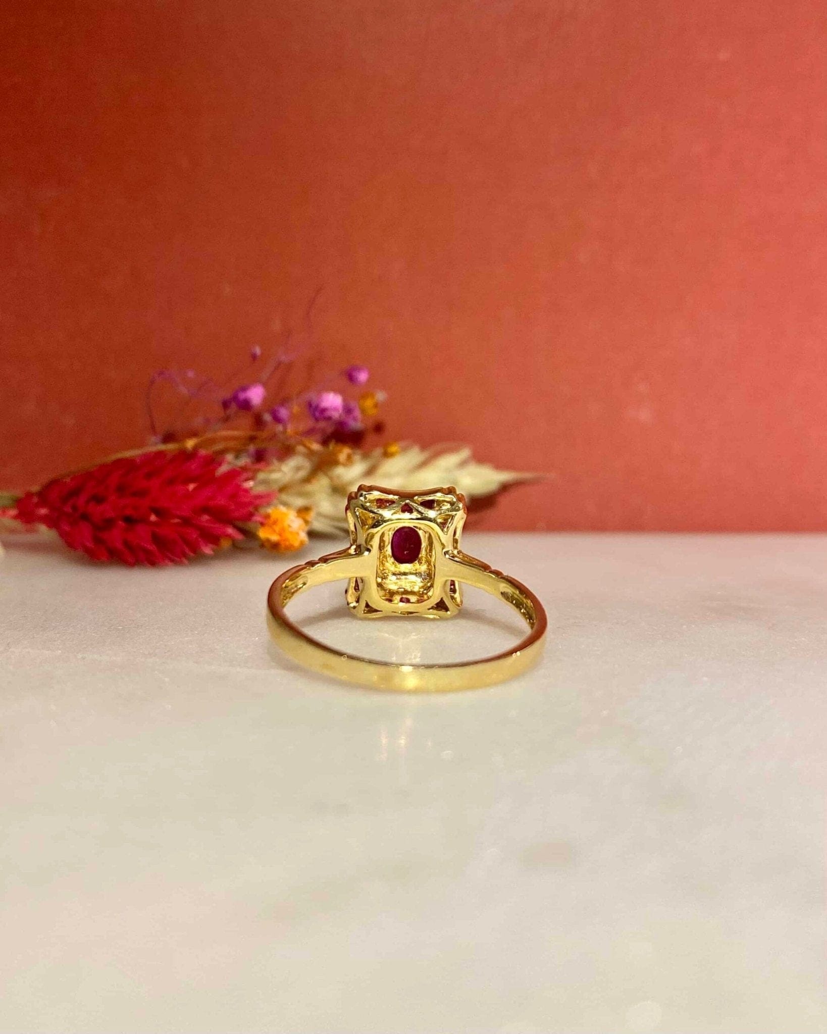 Bague Style Art - Déco Rubis &amp; Diamants "Ollie" - Elliade Paris