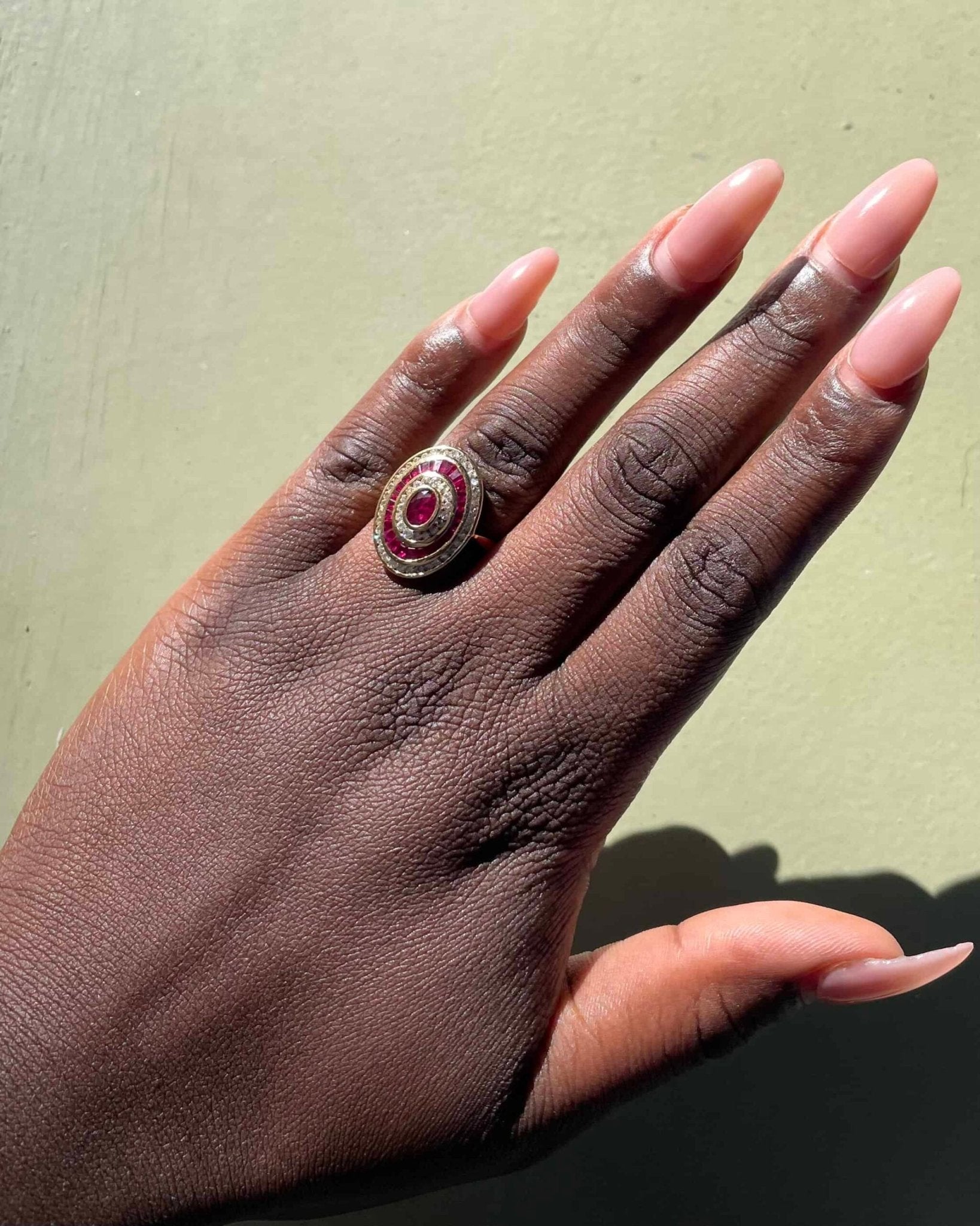 Bague style Art - déco Rubis &amp; Diamants "Ruthey" - Elliade Paris