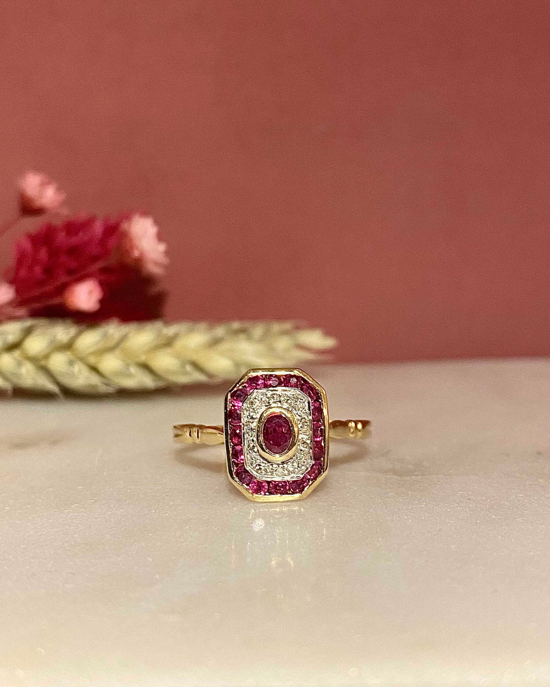 Bague style Art-déco Rubis &amp; Diamants &quot;Justinia&quot;