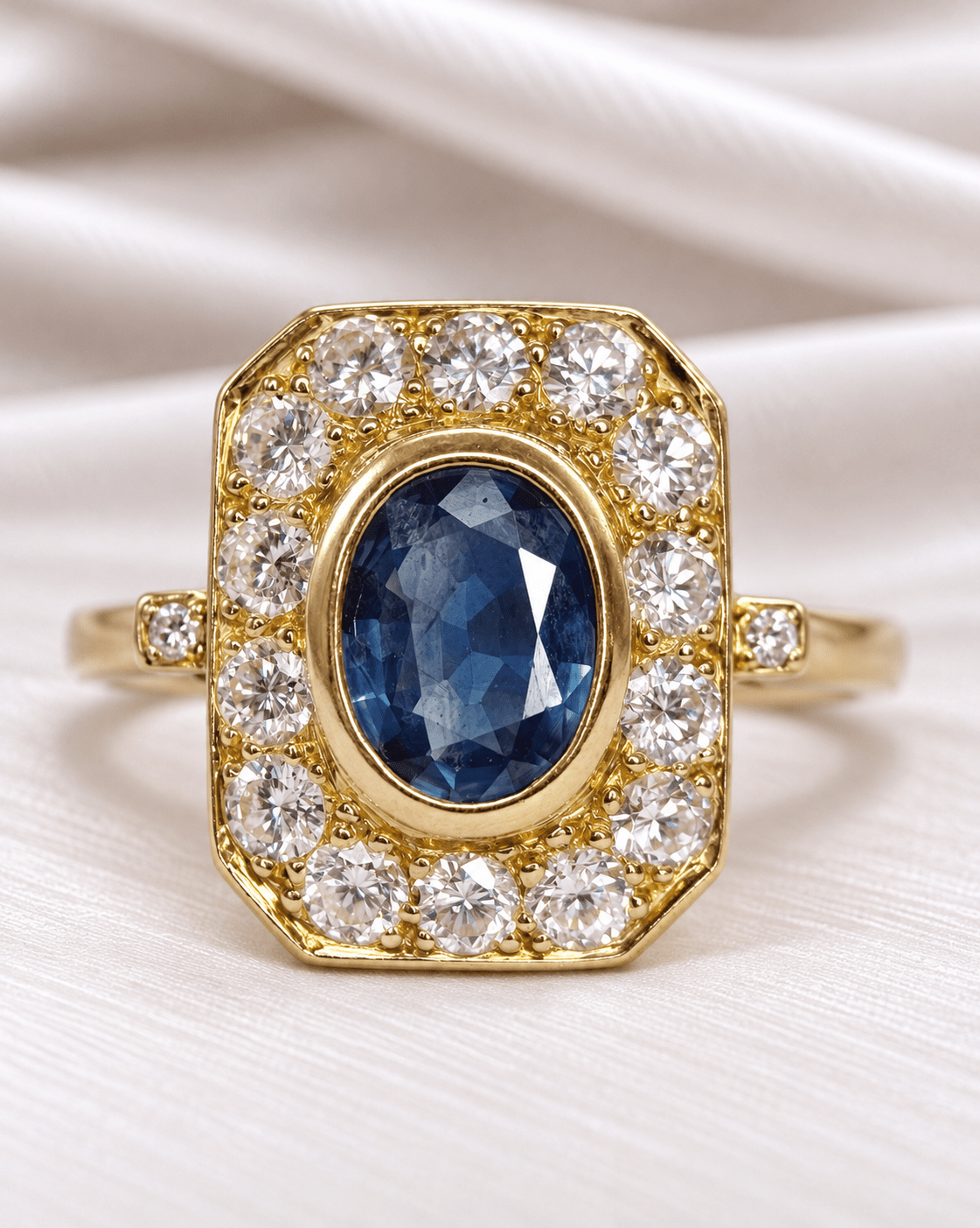 Bague Style Art-Déco Saphir 1.50 carat &amp; Diamants 1.15 carat 5.68g "Serafine" - Elliade Paris