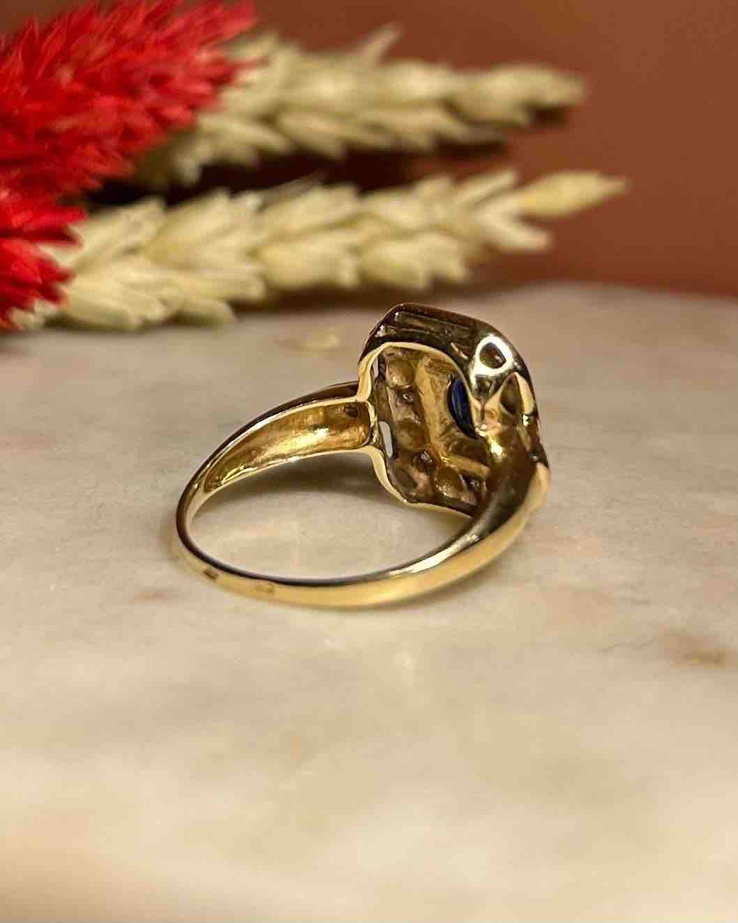 Bague Style Art-Déco Saphir et Diamants &quot;Amiel&quot;