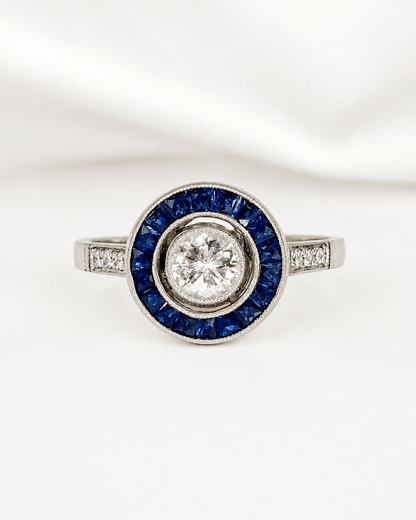 Bague Style Art-Déco Saphirs 0.45 carat &amp; Diamants 0.45 carat "Irina" - Elliade Paris