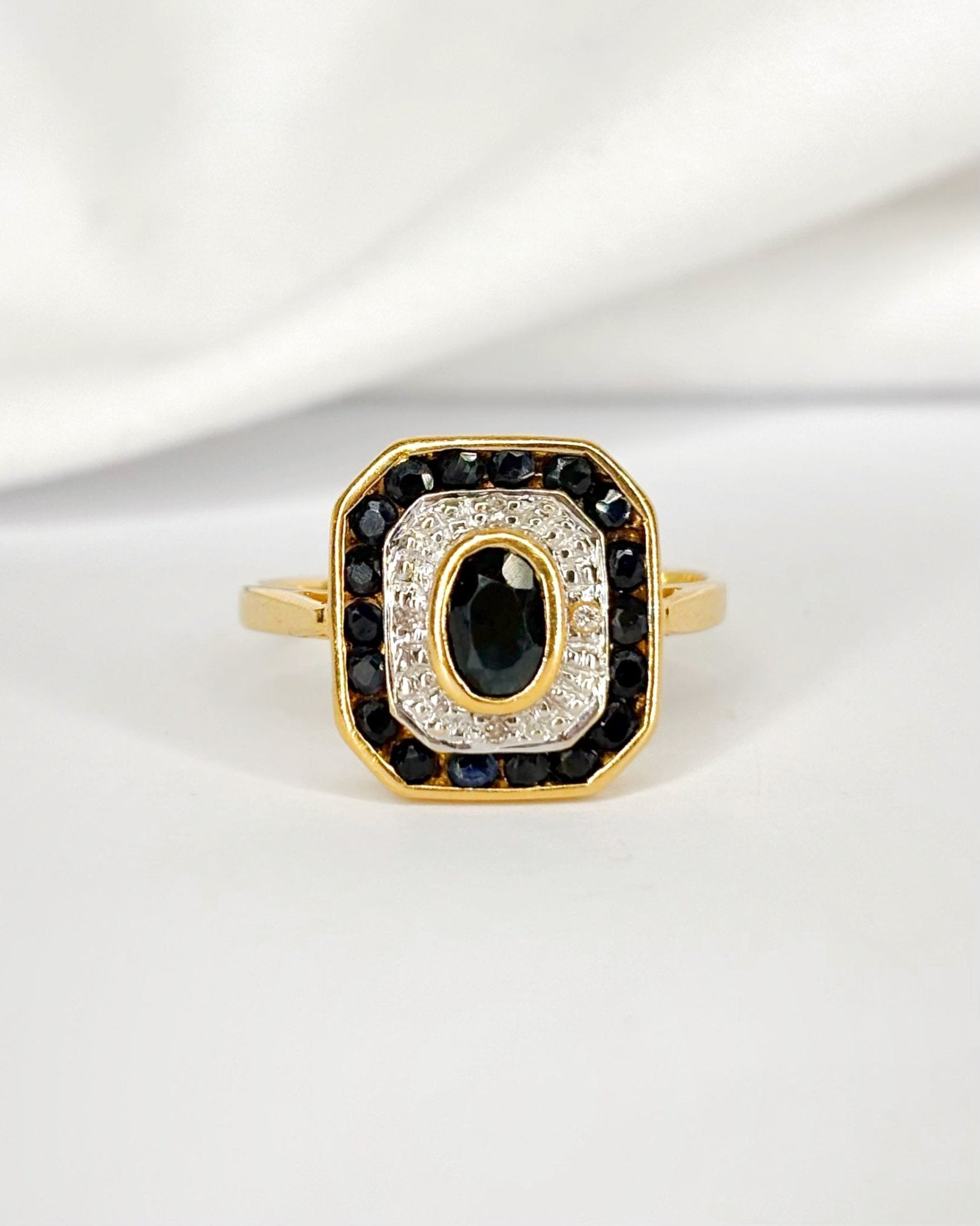 Bague Style Art Déco Saphirs 0.48 carat &amp; Diamants "Helene" - Elliade Paris