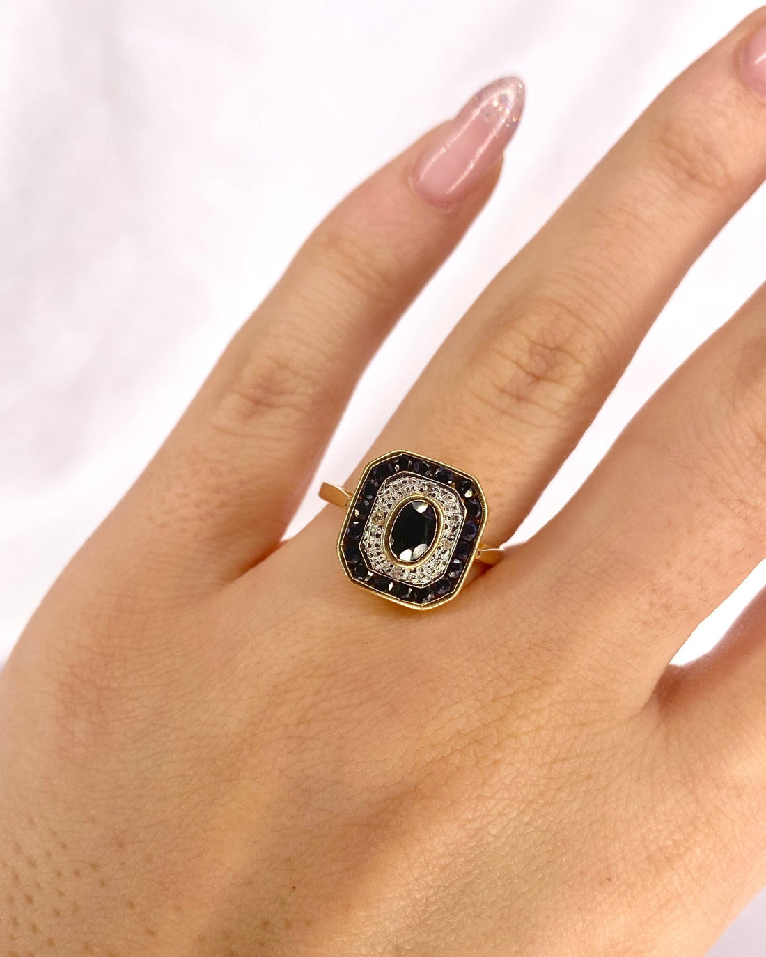 Bague Style Art Déco Saphirs 0.48 carat &amp; Diamants "Helene" - Elliade Paris