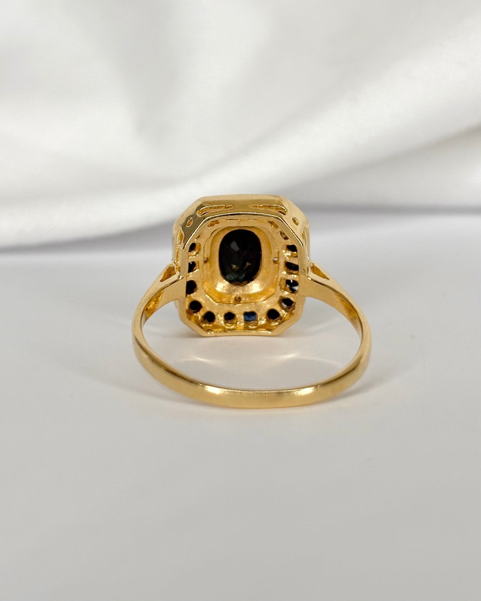 Bague Style Art Déco Saphirs 0.48 carat &amp; Diamants "Helene" - Elliade Paris