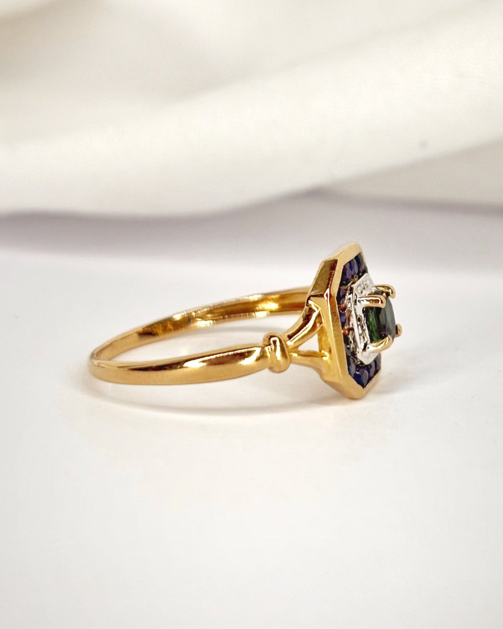 Bague Style Art-Déco Saphirs 0.57 carat "Annaelle" - Elliade Paris