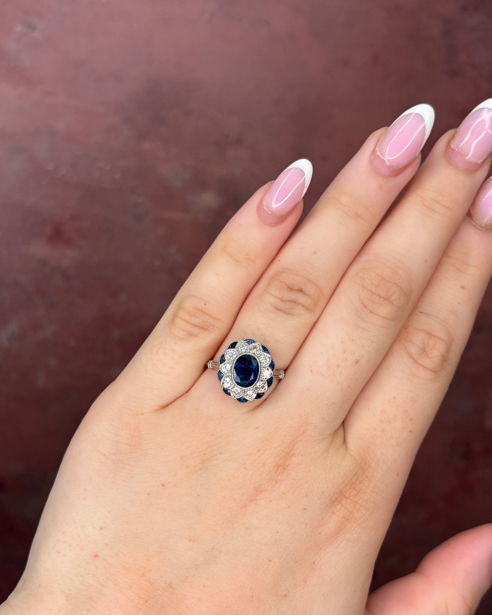 Bague Style Art-Déco Saphirs 1.51 carat &amp; Diamants 0.30 carat "Nalia" - Elliade Paris