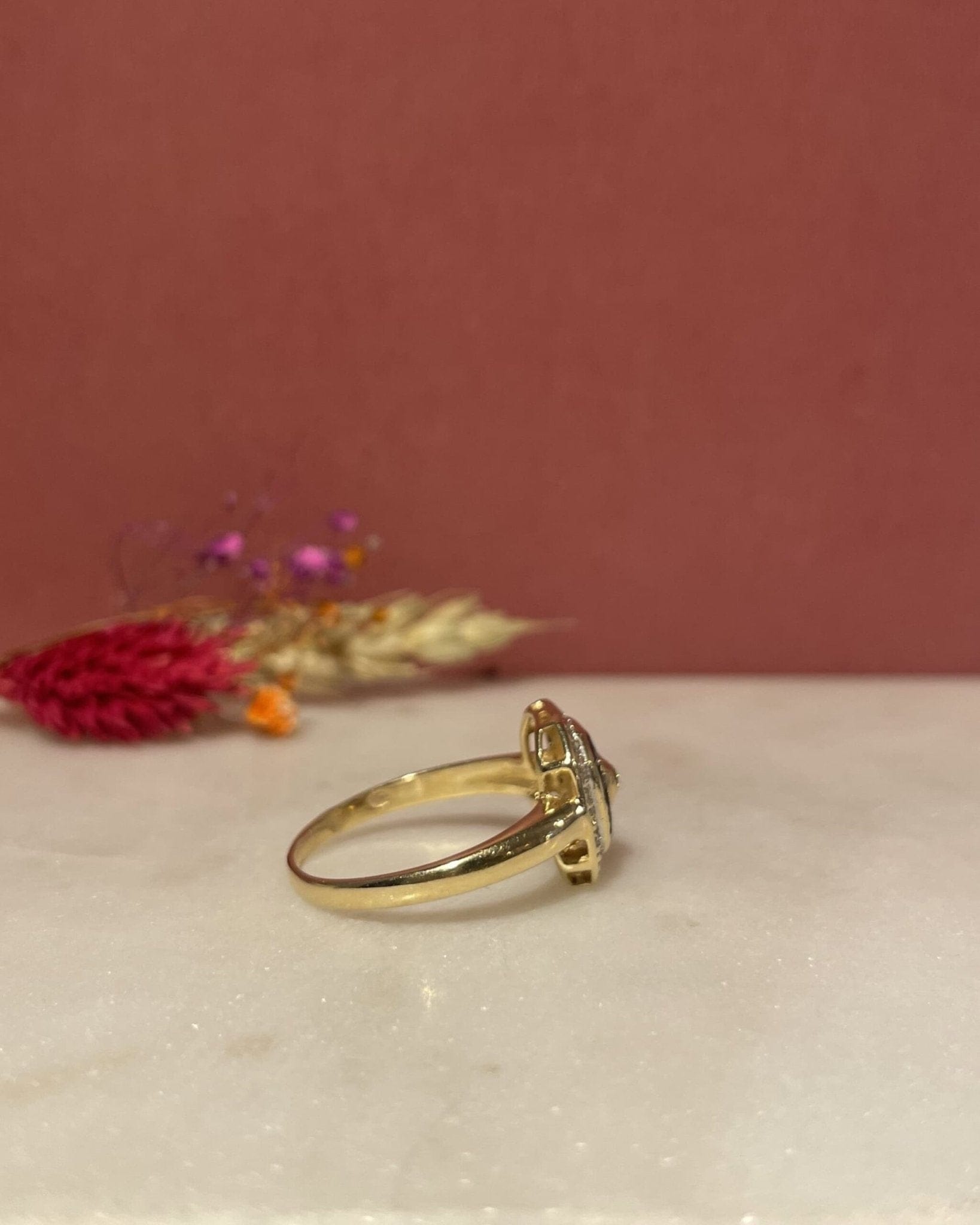 Bague Style Art - Déco Saphirs &amp; 24 Diamants "Gabby" - Elliade Paris