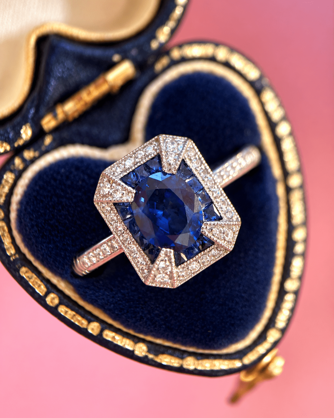Bague Style Art déco Saphirs Ceylan &amp; Diamants "Lazare" - Elliade Paris