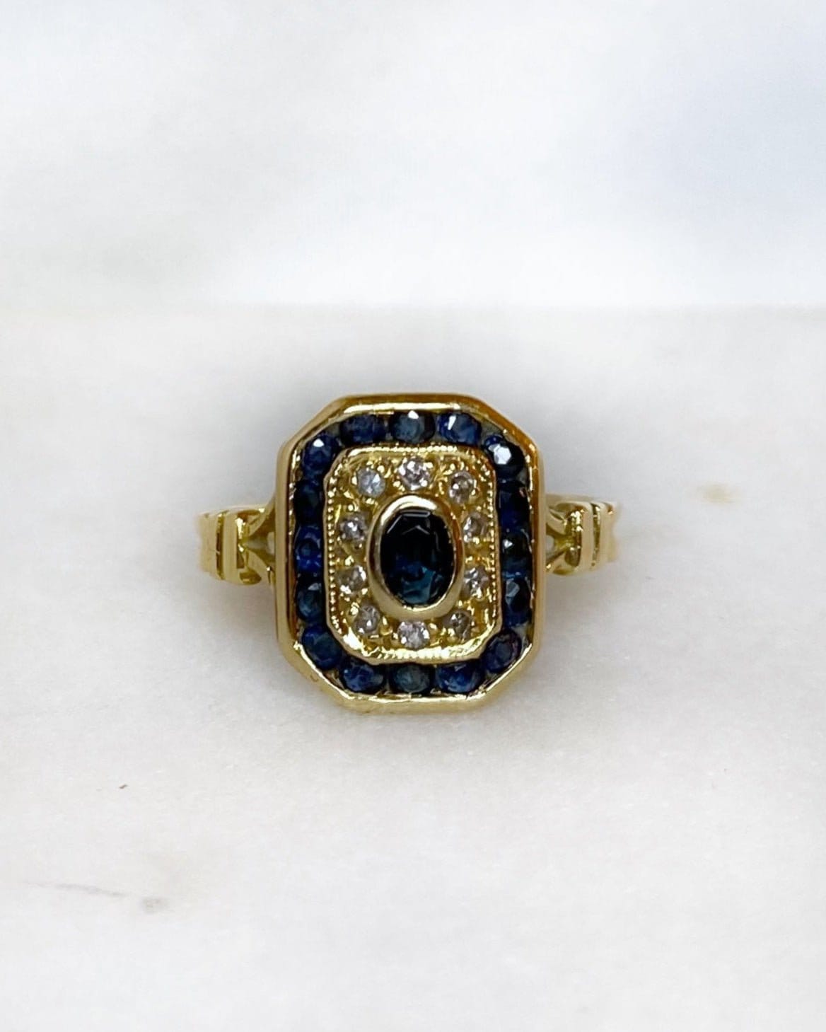 Bague Style Art - déco Saphirs &amp; Diamants "Nyssa" - Elliade Paris
