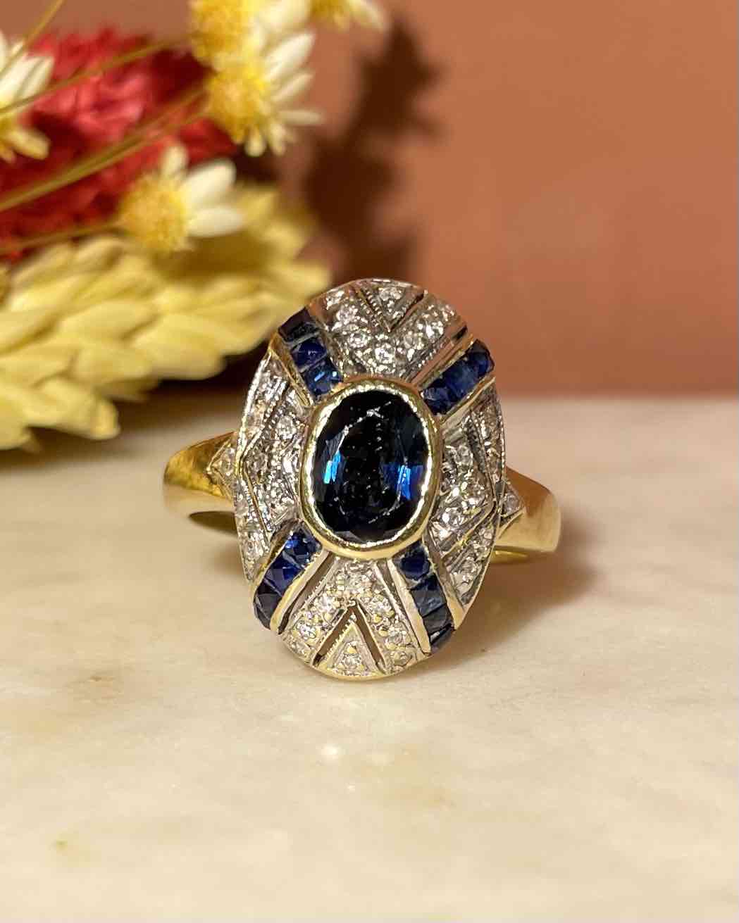 Bague Style Art - Déco Saphirs et Diamants "April" - Elliade Paris