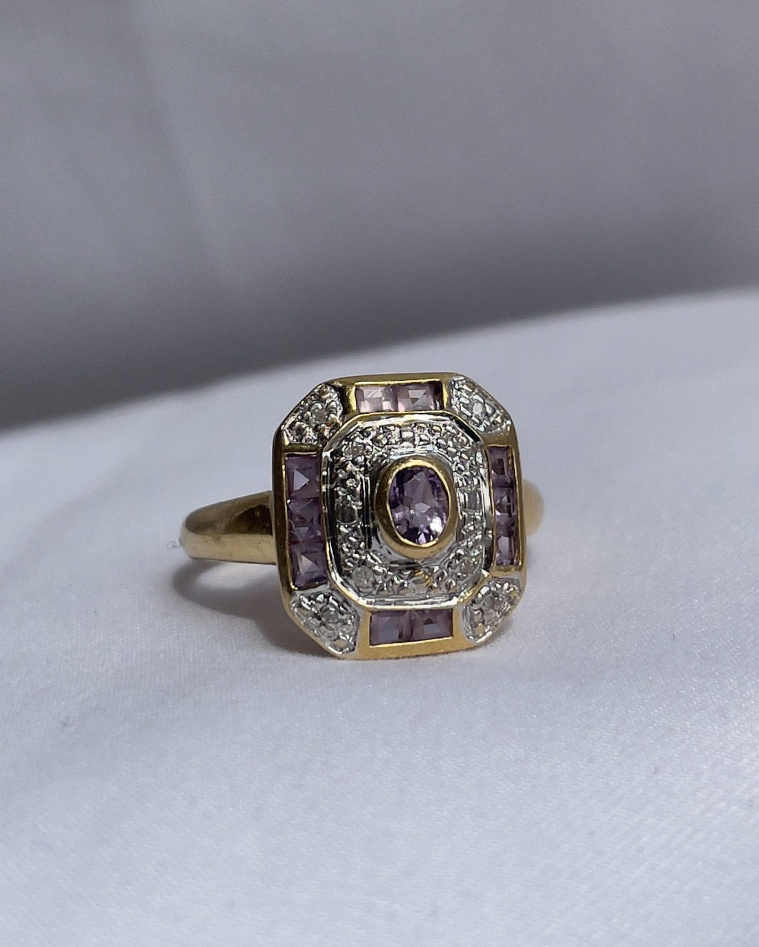 Bague style Art - Déco Saphirs roses &amp; Diamants &quot;Madison&quot; - Elliade Paris