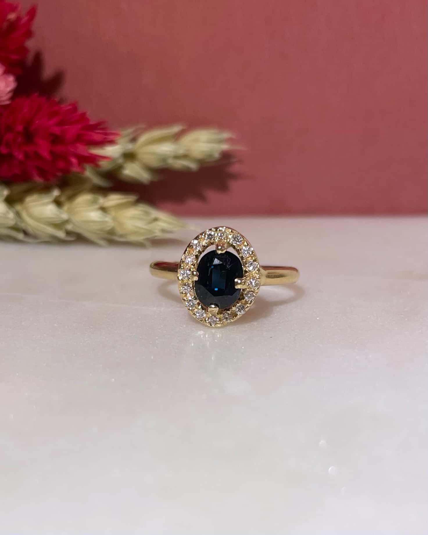 Art Deco Style Ring 1 Carat Sapphire &amp;amp; Diamonds "Romane"