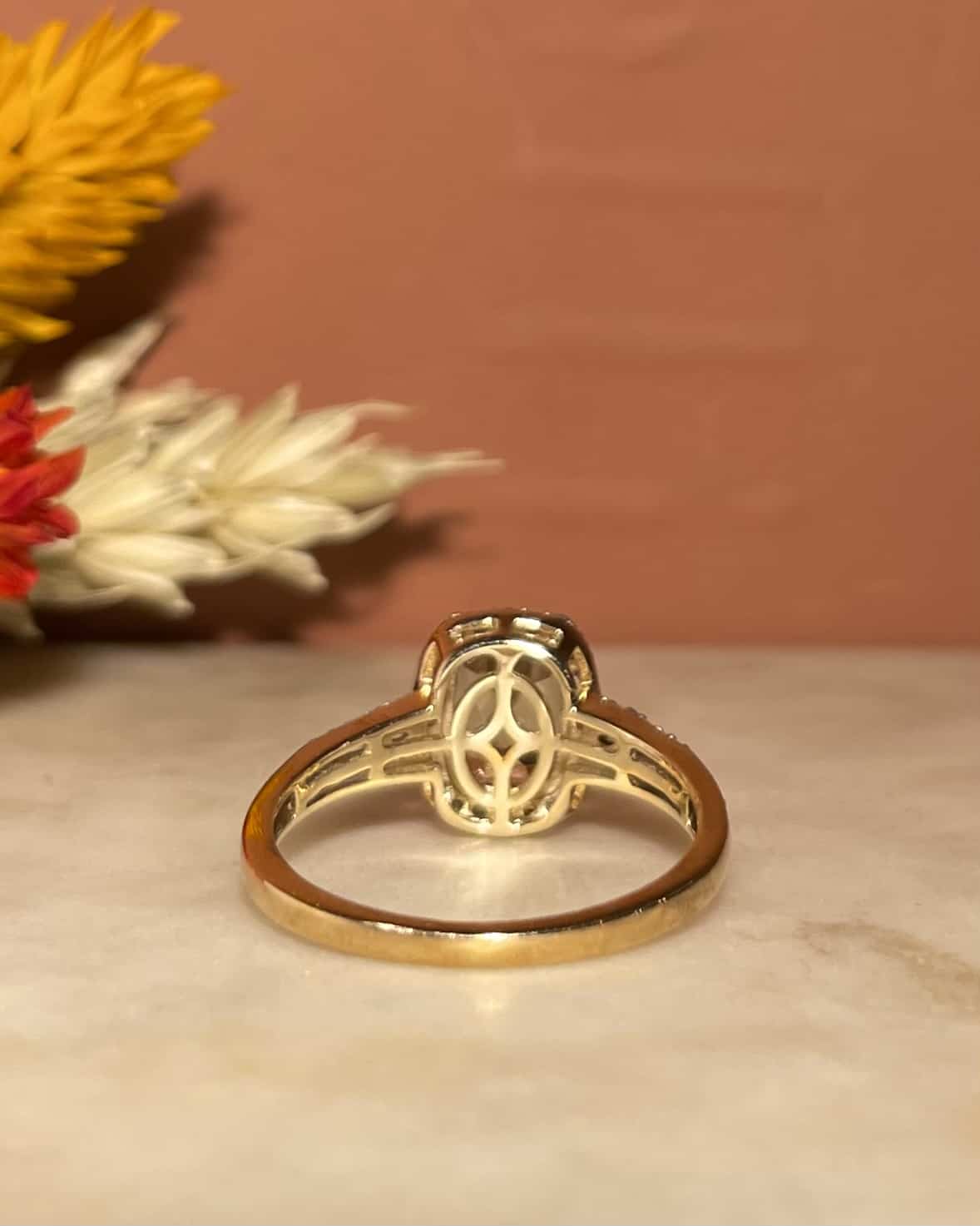 Bague Style Art - Déco Turkizite 1.90 carat &amp; 46 Diamants "Reign" - Elliade Paris