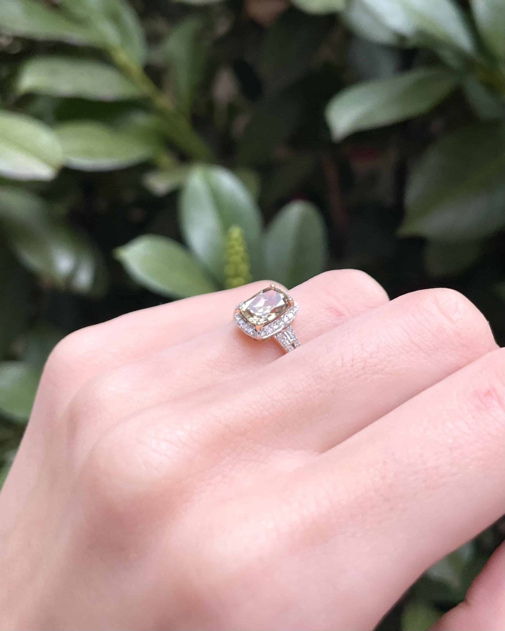 Bague Style Art - Déco Turkizite 1.90 carat &amp; 46 Diamants "Reign" - Elliade Paris