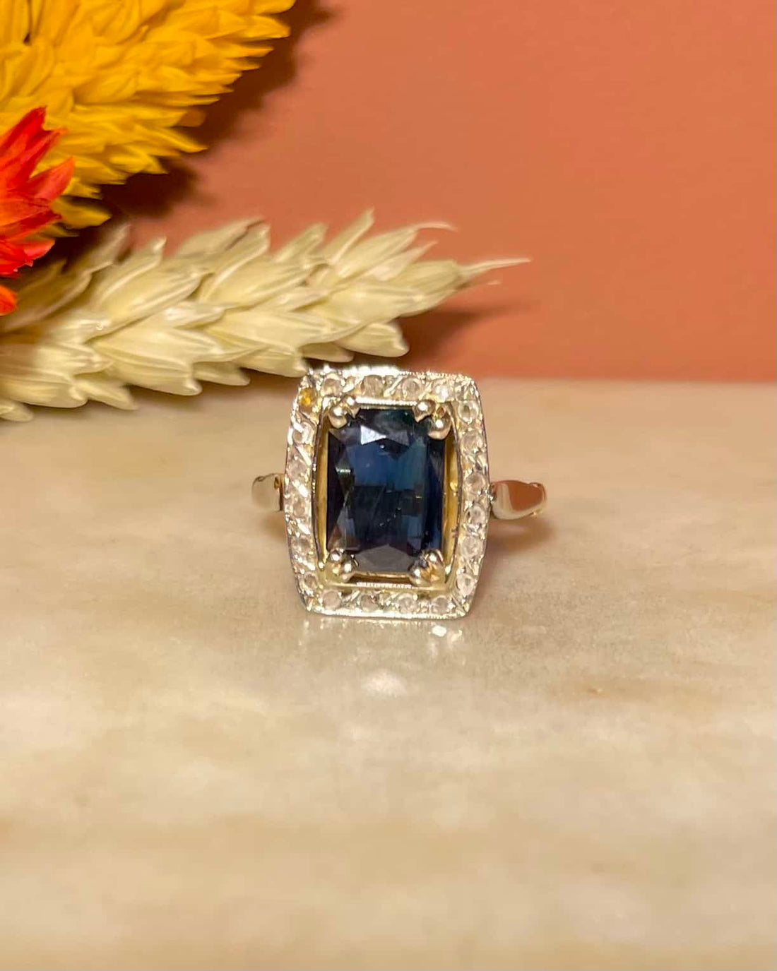 Bague Style Art-déco Saphir &amp; Diamants &quot;Cassey&quot;