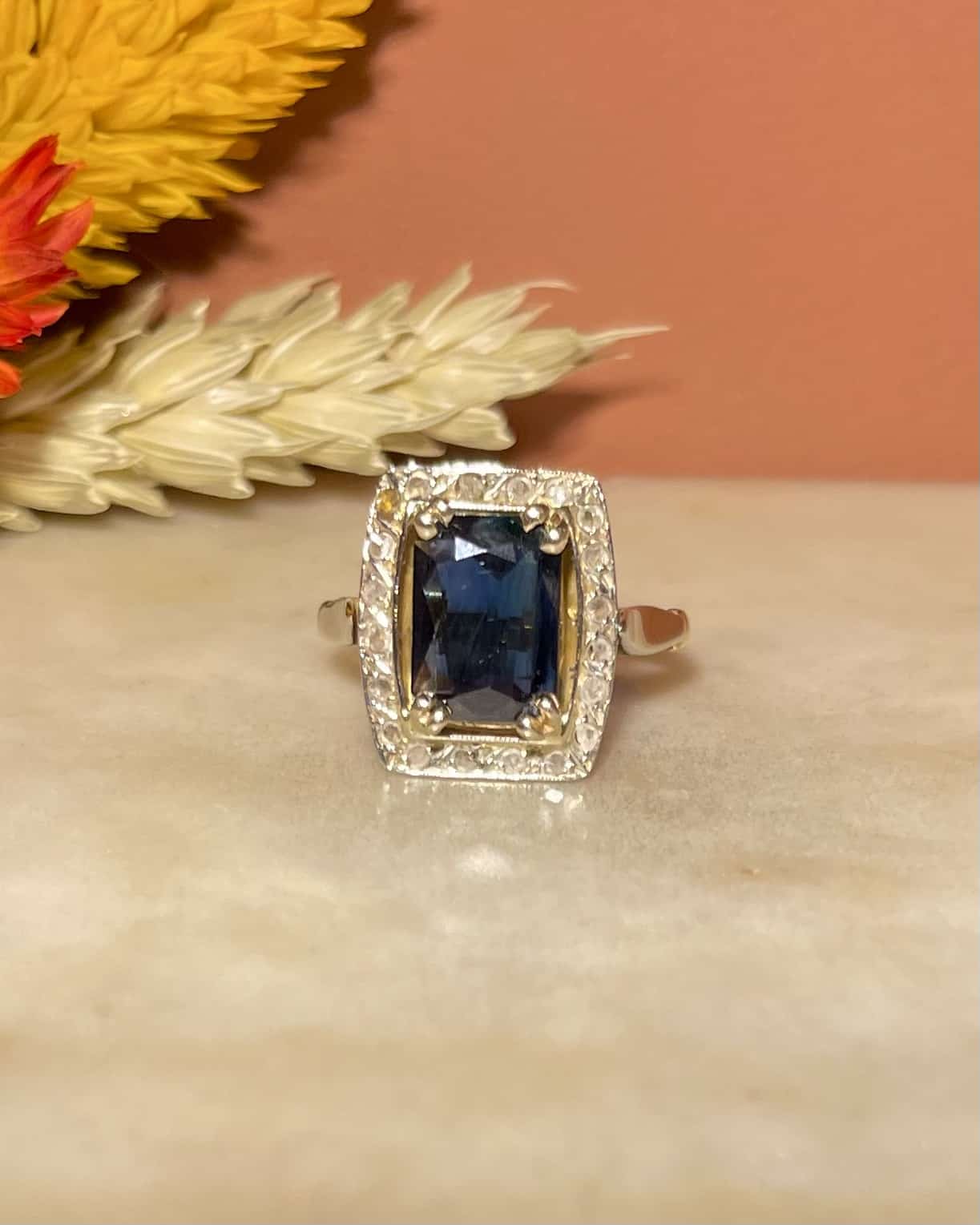 Bague Style Art-déco Saphir &amp; Diamants &quot;Cassey&quot;
