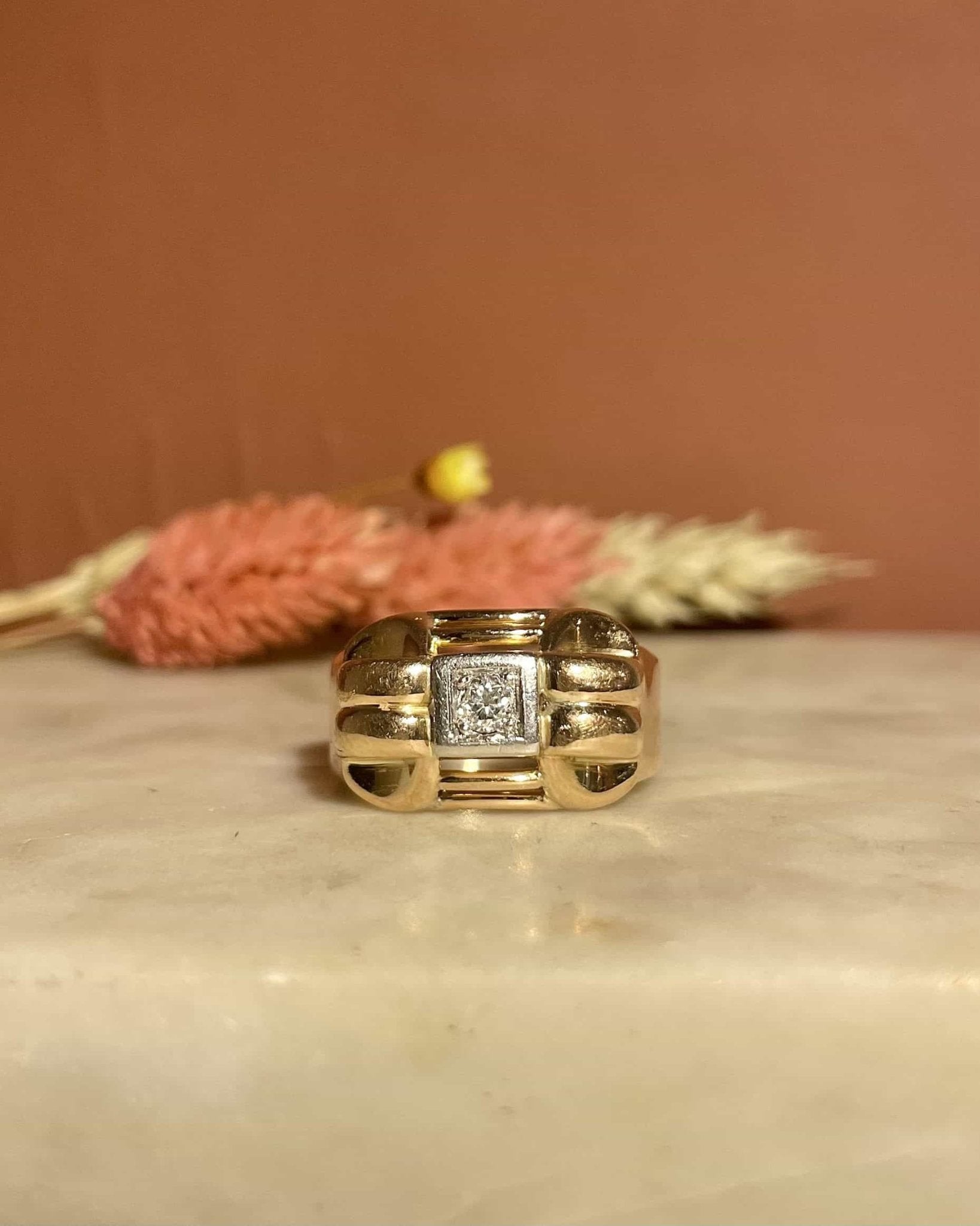 Bague Tank Diamant &amp; Or 18 carats 8.63 g "Emile" - Elliade Paris