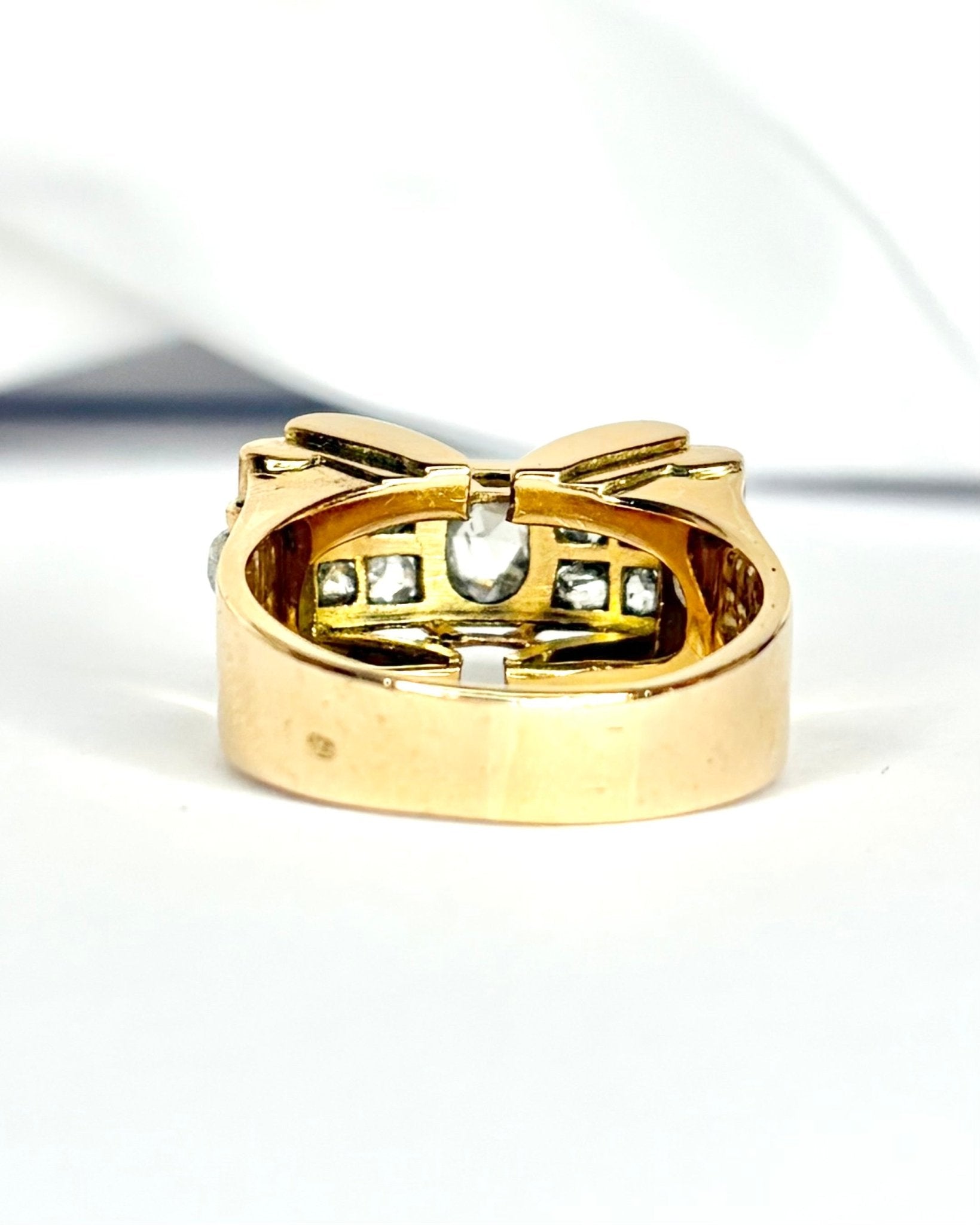 Bague Tank Diamants 0.60 carat &amp; Or 13,52g "Bérénice" - Elliade Paris